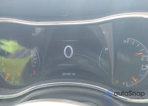 2015 Jeep Grand Cherokee Overland из США, поврежденный, VIN 1C4RJFCT9FC859740